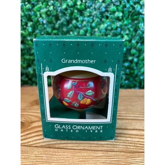 Hallmark Grandmother Keepsake Glass Ball Ornament W/Box 1988 Vintage - Picture 1 of 7